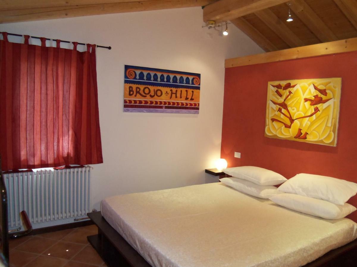 Brojo Hill Bed & Breakfast Longare Exterior photo